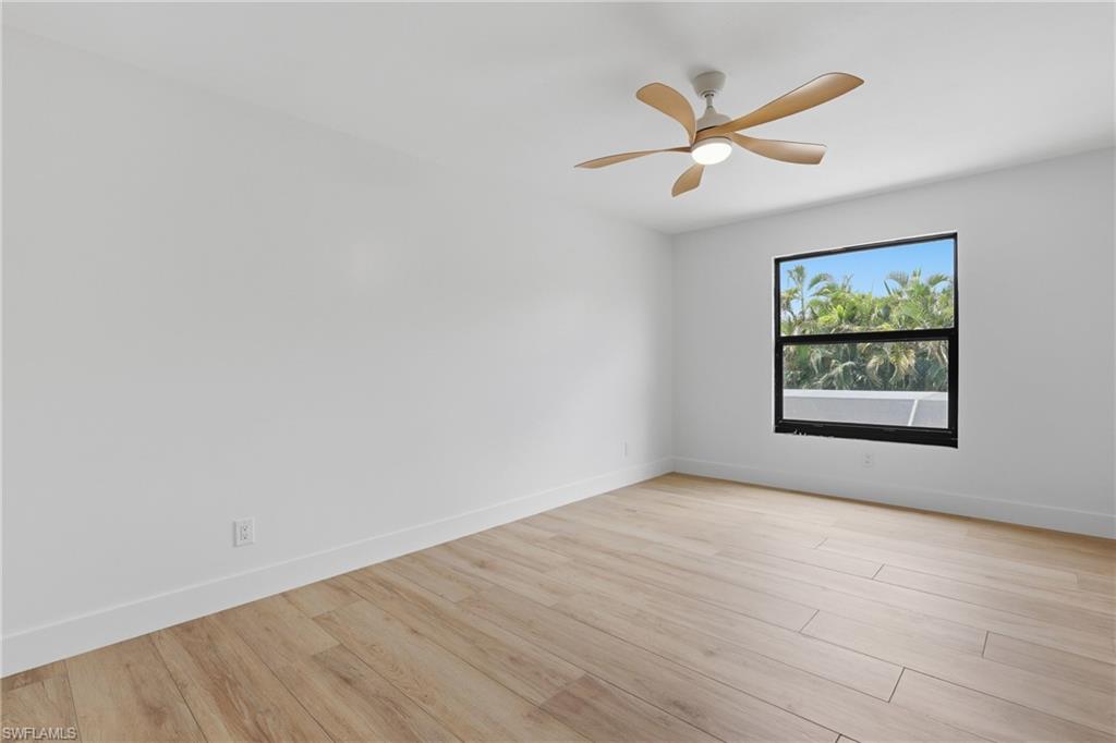3691 Hyde Park Ct Property Photo 32