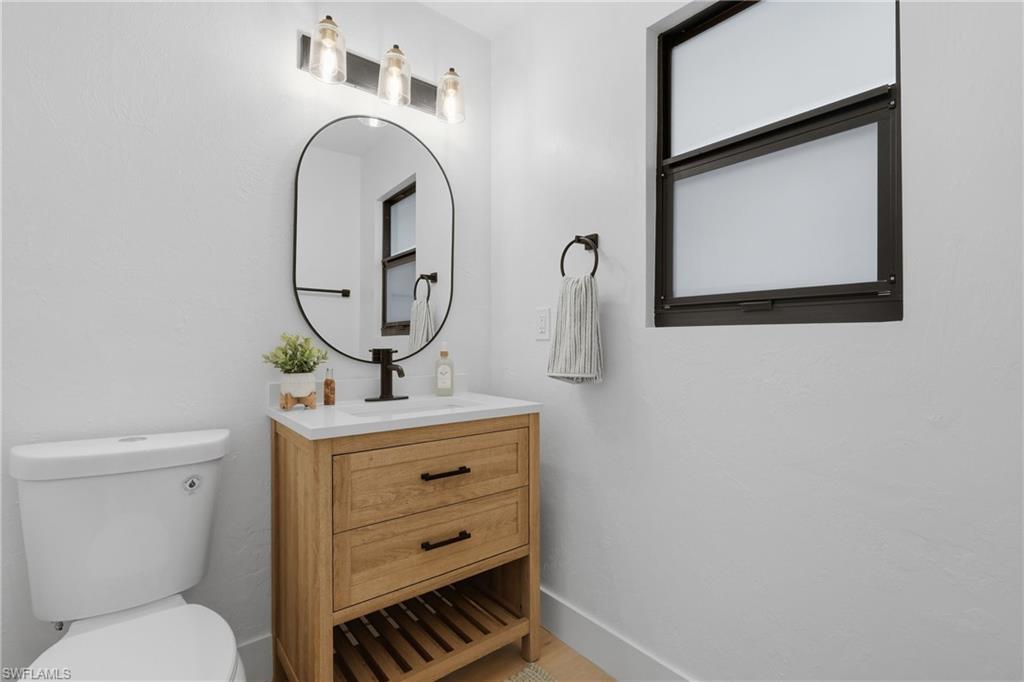 3691 Hyde Park Ct Property Photo 39