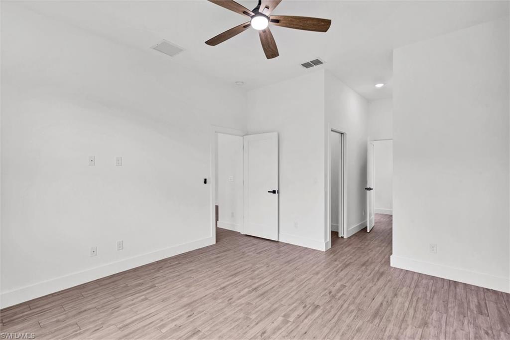 2503 Tena Ave N Property Photo 18