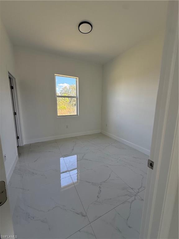 1832 Lindsay St Property Photo 15