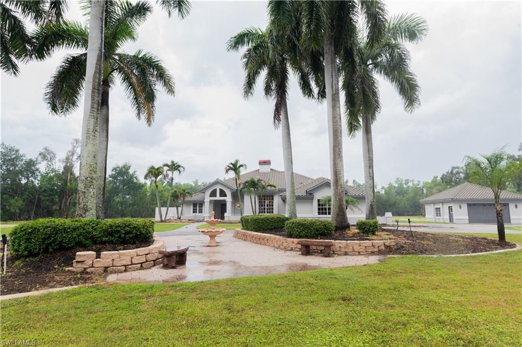 15200 Sweetwater Ct Property Photo 3