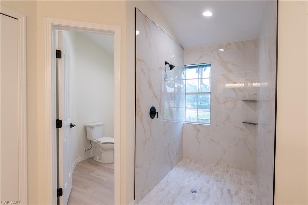 15200 Sweetwater Ct Property Photo 28