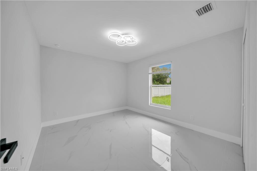174 Blakely Ave S Property Photo 12