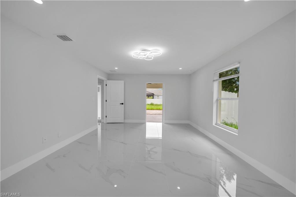 174 Blakely Ave S Property Photo 15