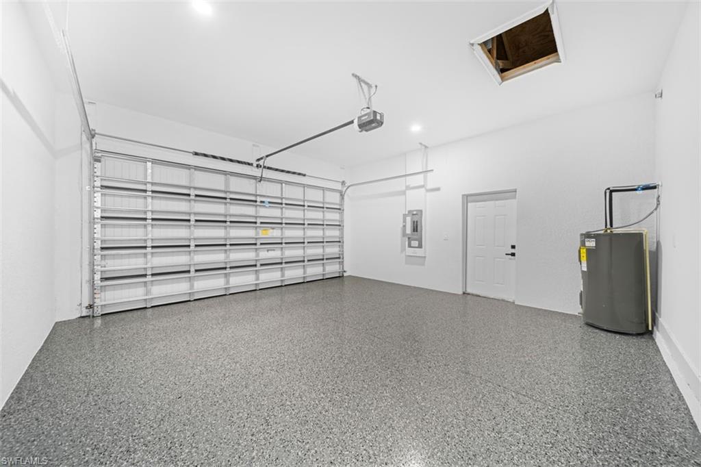 2604 27th St W Property Photo 11
