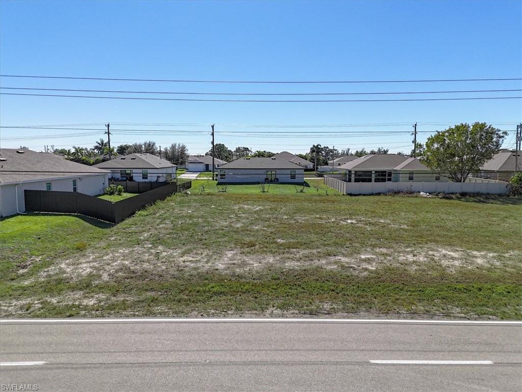 2002 Kismet Pkwy W Property Photo 2