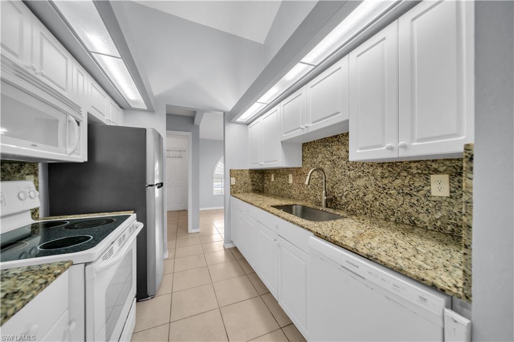 2321 Kismet Pkwy E Property Photo 9
