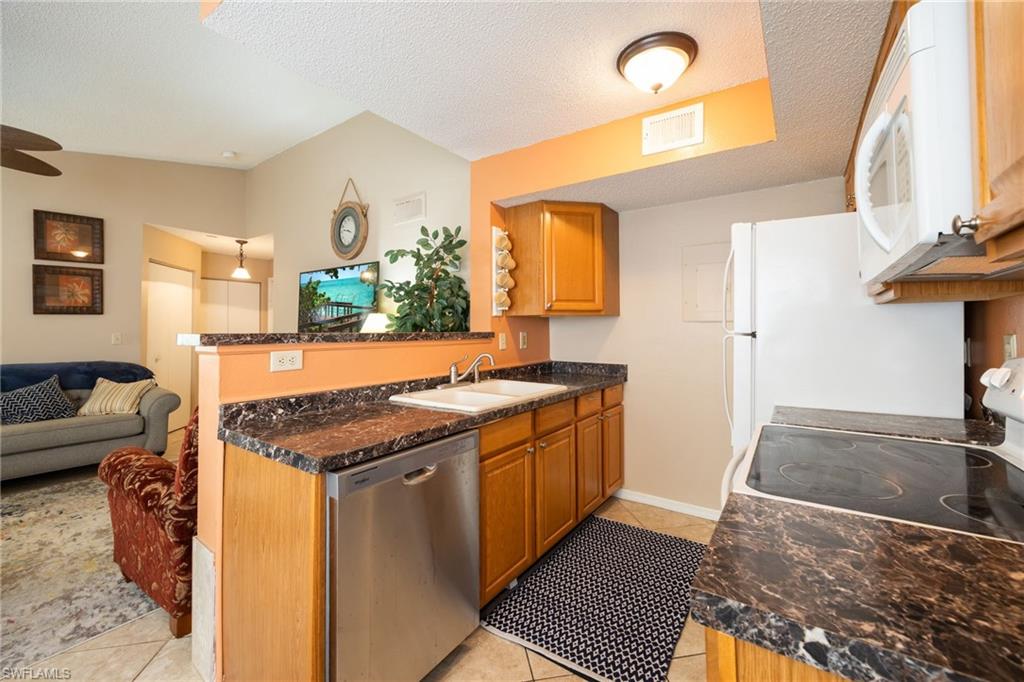 12591 Equestrian Cir 1210 Property Photo 14