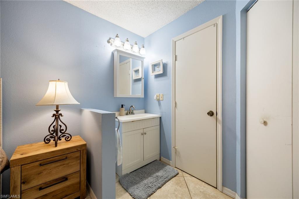 12591 Equestrian Cir 1210 Property Photo 23