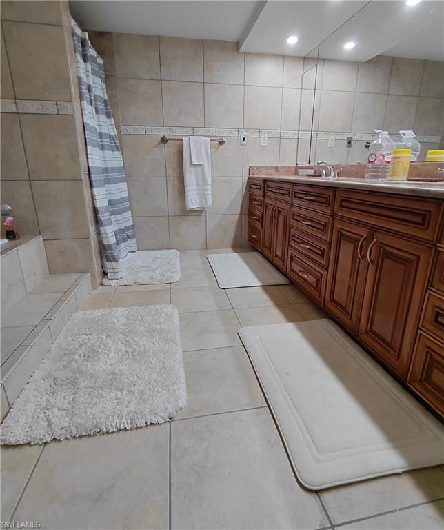 5260 S Landings Dr 405 Property Photo 10