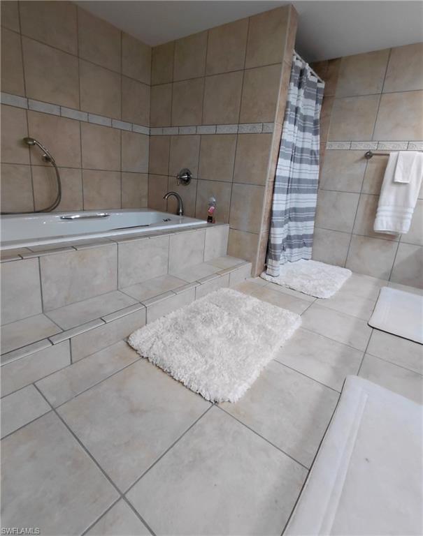 5260 S Landings Dr 405 Property Photo 11