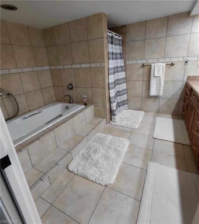 5260 S Landings Dr 405 Property Photo 12