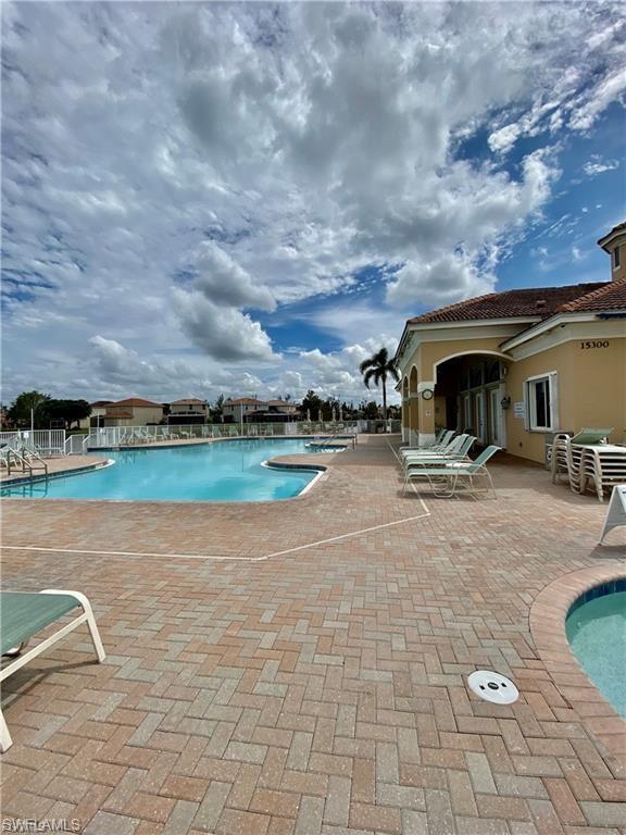 8929 Spring Mountain Way Property Photo 28