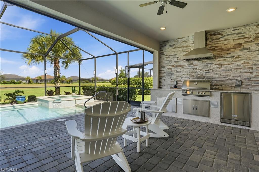 15888 Leaning Pine Ln Property Photo 24