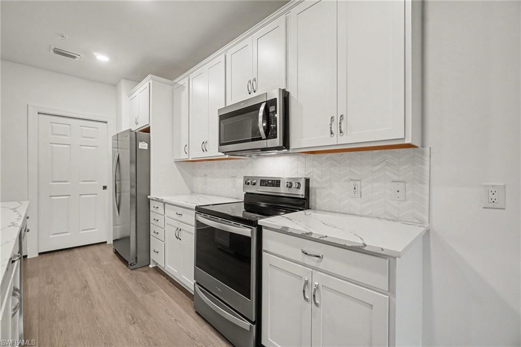 5693 Mayflower Way 1103 Property Photo 10
