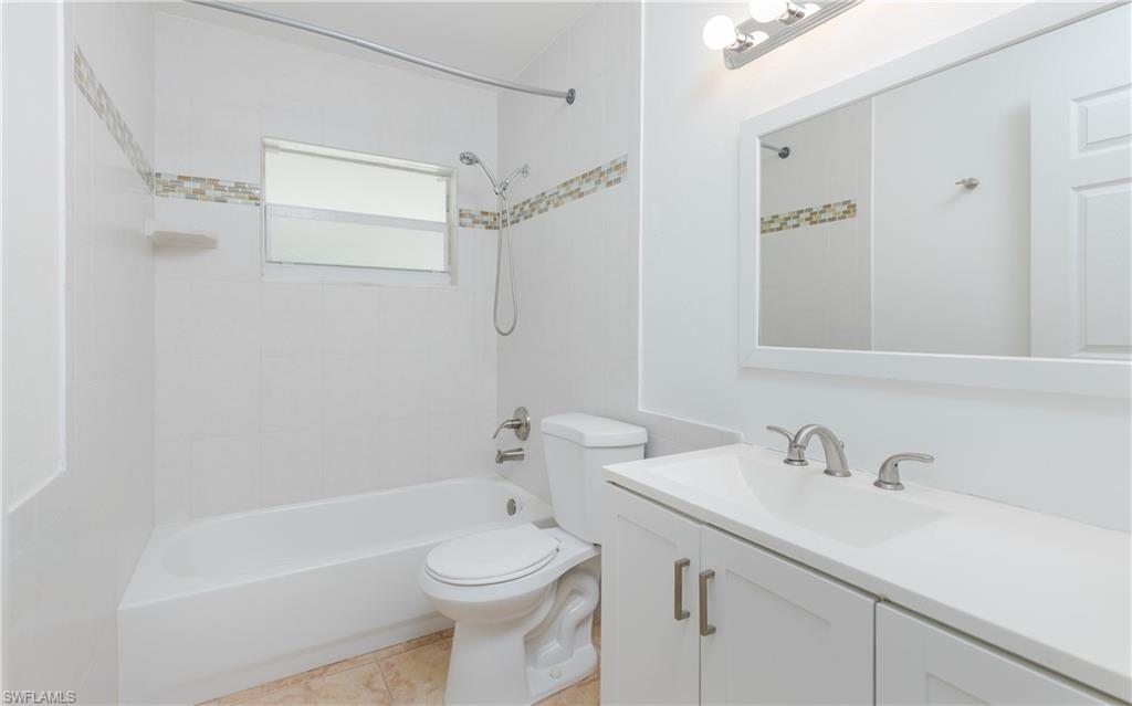 1818/1822 Stevenson Rd Property Photo 12