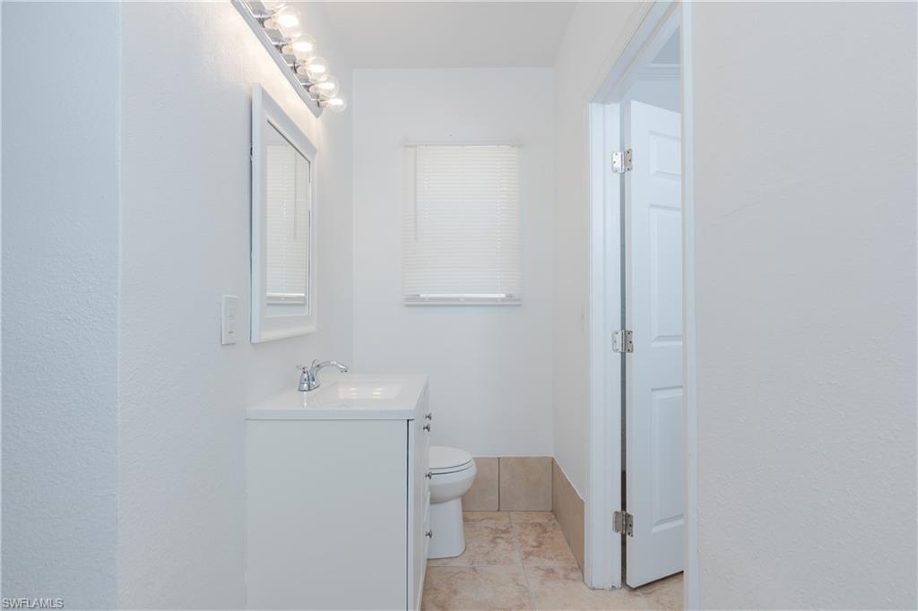 1818/1822 Stevenson Rd Property Photo 16