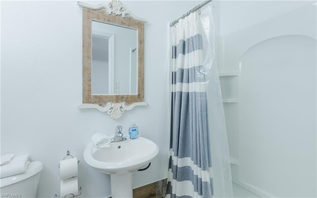 1818/1822 Stevenson Rd Property Photo 24