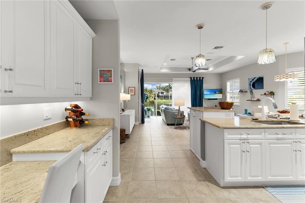 14610 Laguna Dr Property Photo 3