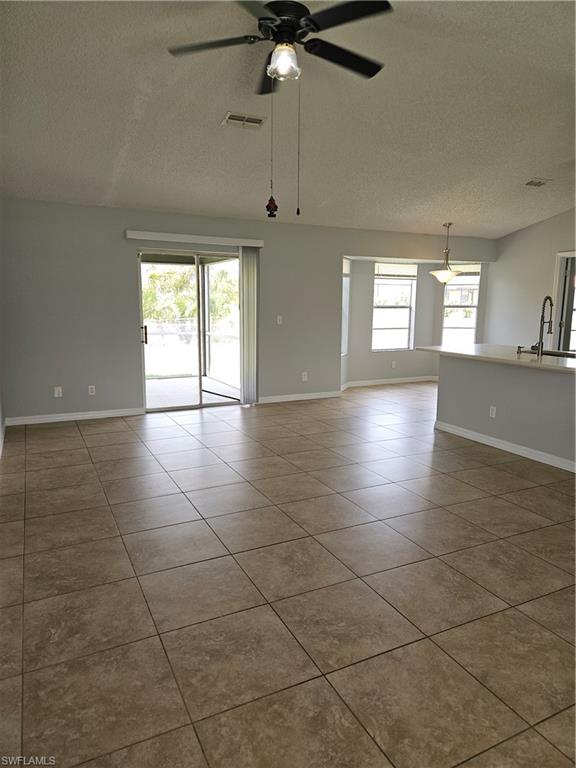 743 Testerman Ct Property Photo 5