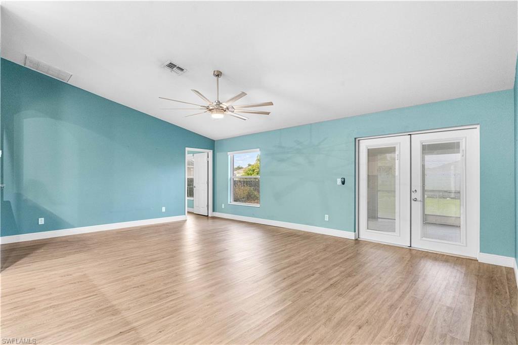 1305 Sw 22nd Pl Property Photo 4