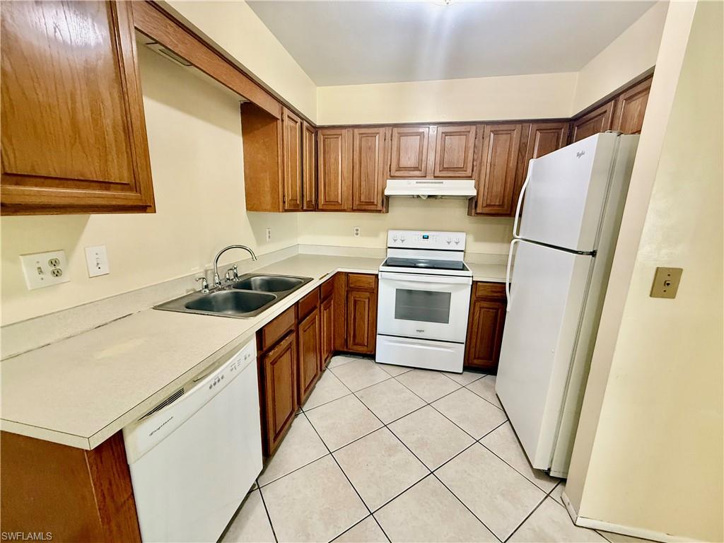 516 Parkside St Property Photo 12