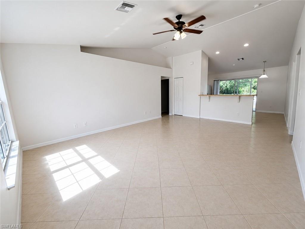 728 Santa Lucia Ave S Property Photo 3