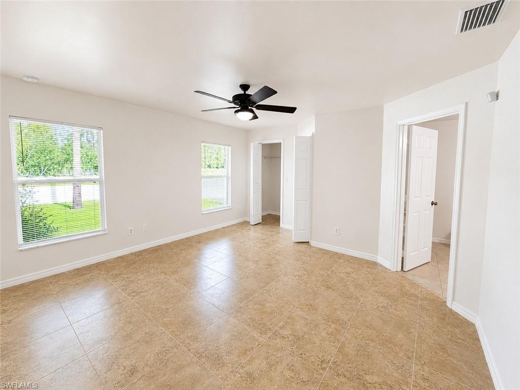 728 Santa Lucia Ave S Property Photo 6
