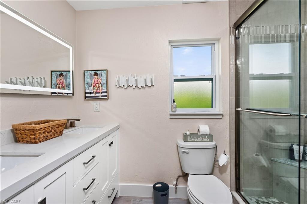 321 Capri Isles Ct Property Photo 25