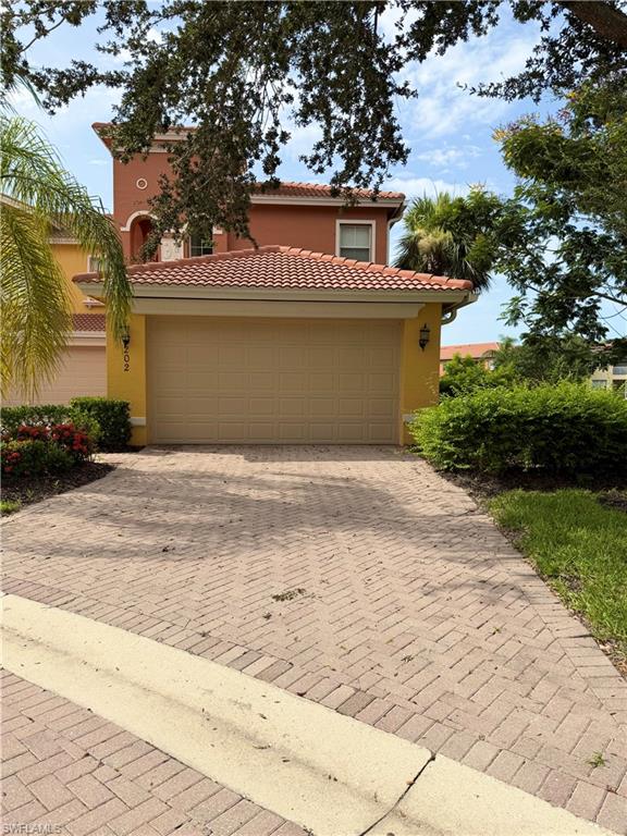 7060 San Lorenzo Ct 202 Property Photo 2