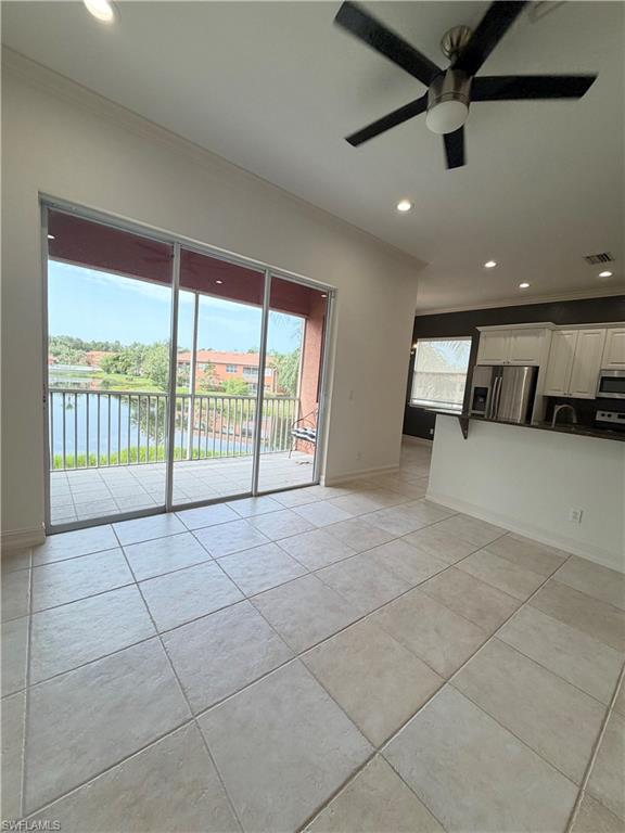 7060 San Lorenzo Ct 202 Property Photo 6