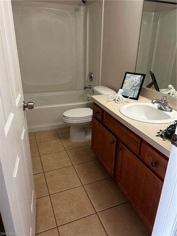 1427 Ne 8th Pl Property Photo 6