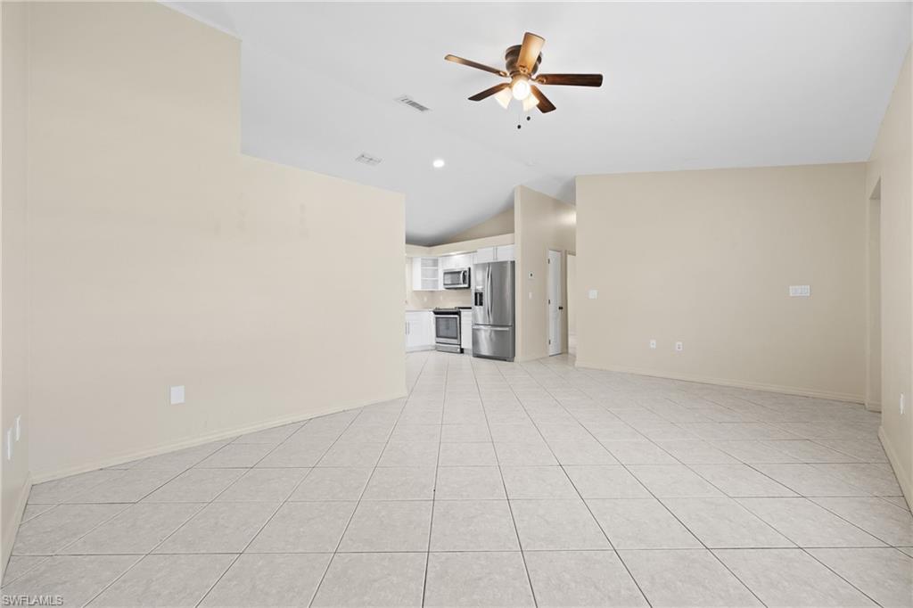 18500 Tampa Rd Property Photo 6