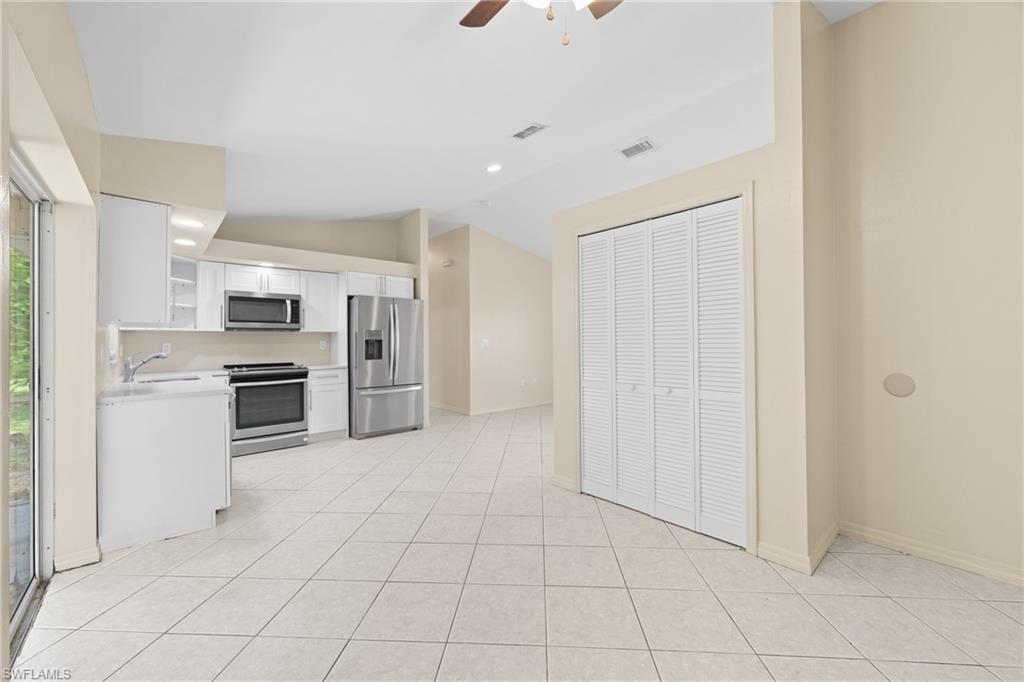 18500 Tampa Rd Property Photo 12