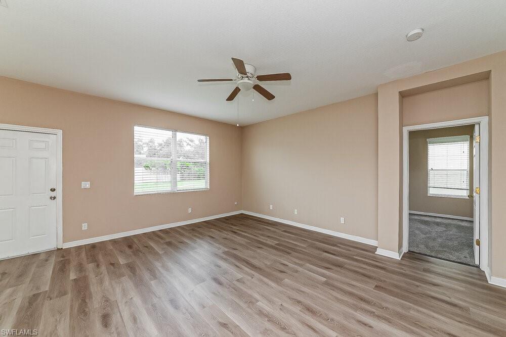 6305 36th Ct E Property Photo 4