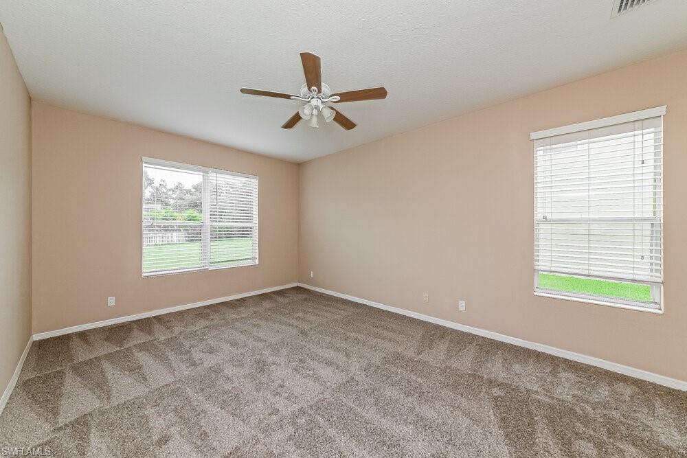 6305 36th Ct E Property Photo 9