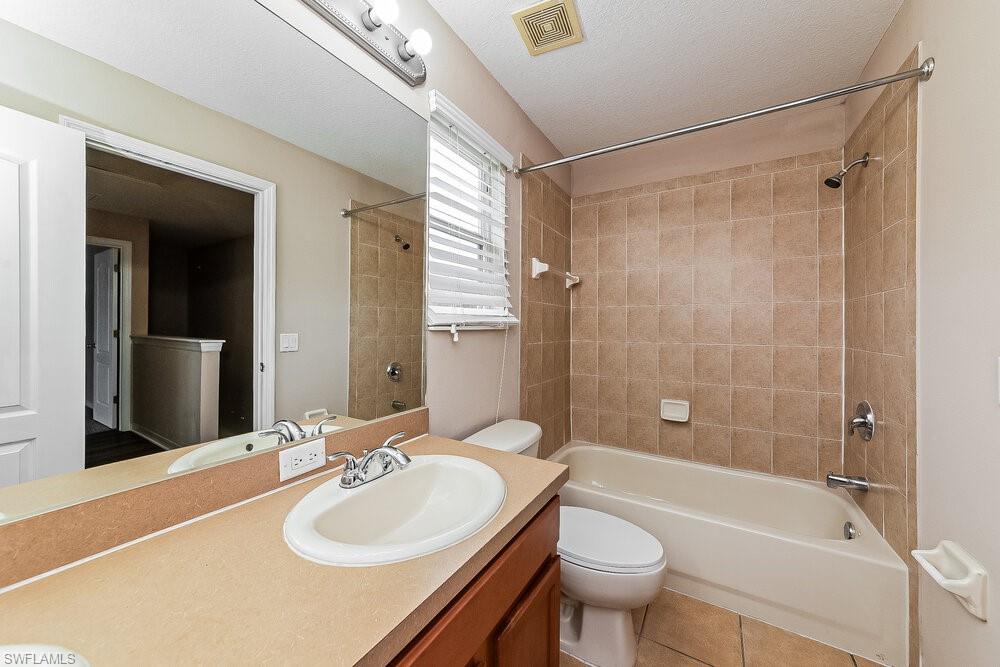 6305 36th Ct E Property Photo 15