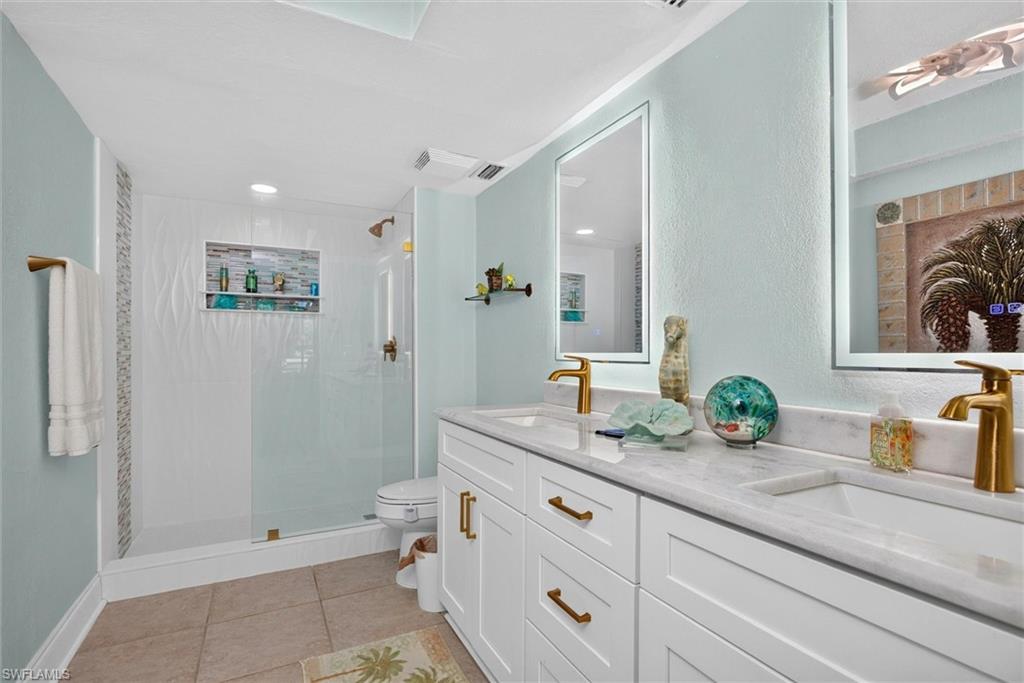 16424 Timberlakes Dr 102 Property Photo 22