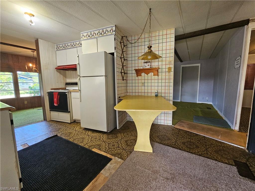 18210 Deuce Rd Property Photo 4