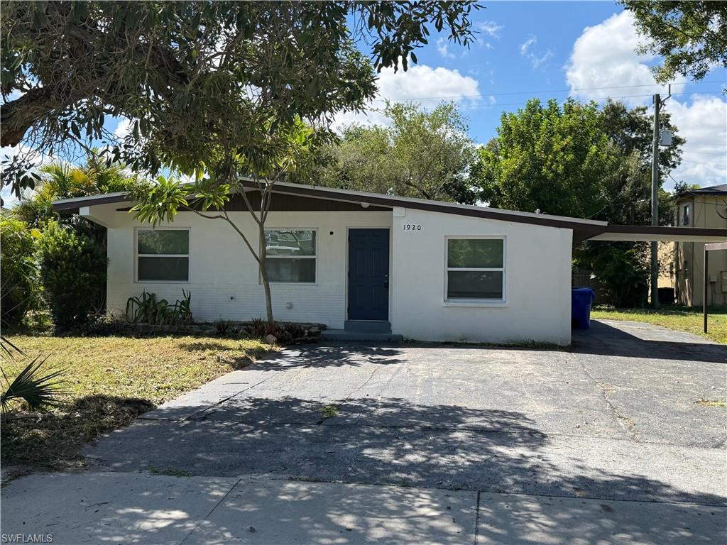 1920 Oakley AVE Property Photo 1