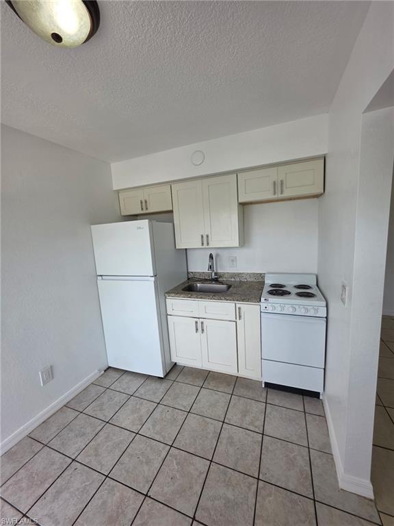 2452 Stella St 106 Property Photo 8