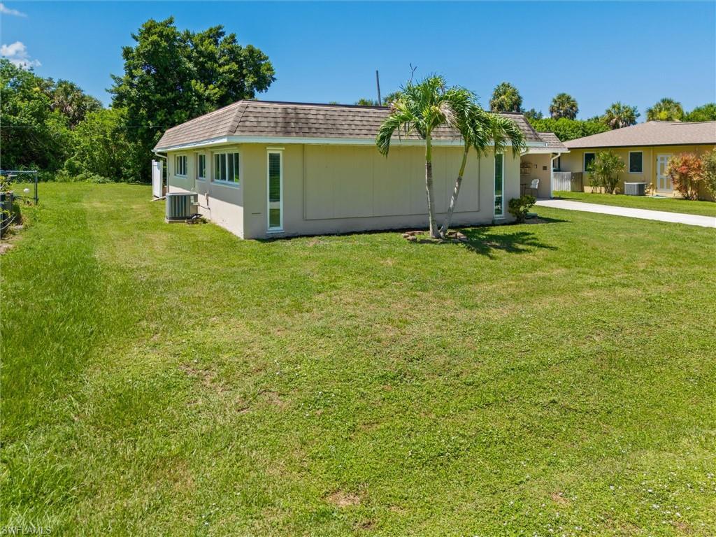 18579 Robinson Ave Property Photo 36