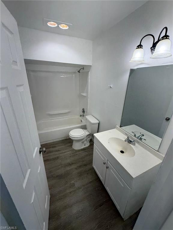 2708 Broadway 7 Property Photo 9