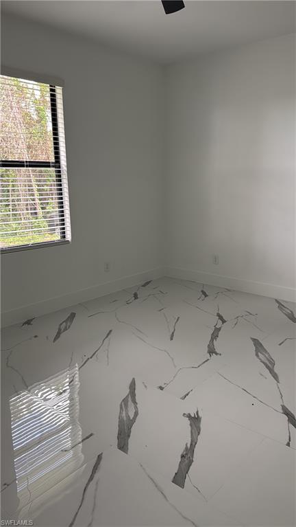 4789 Golfview Blvd Property Photo 28