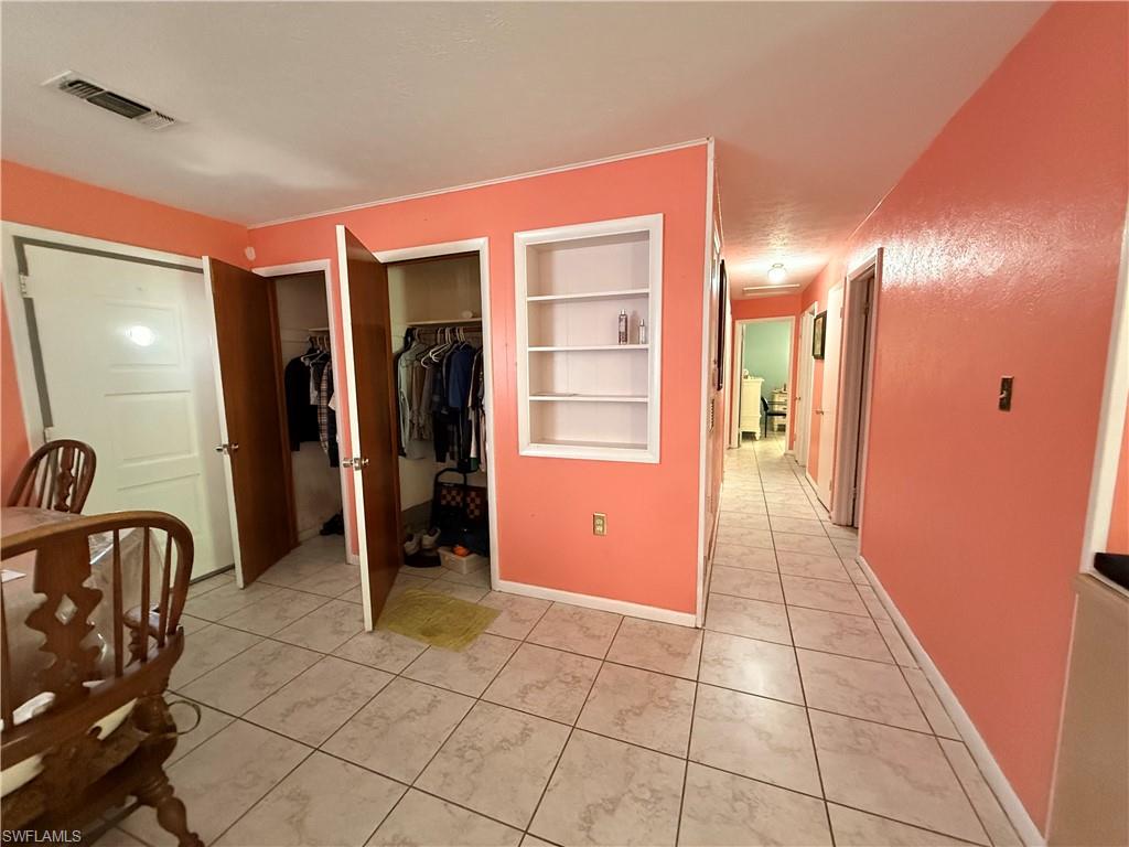 1379 Golf Dr Property Photo 3