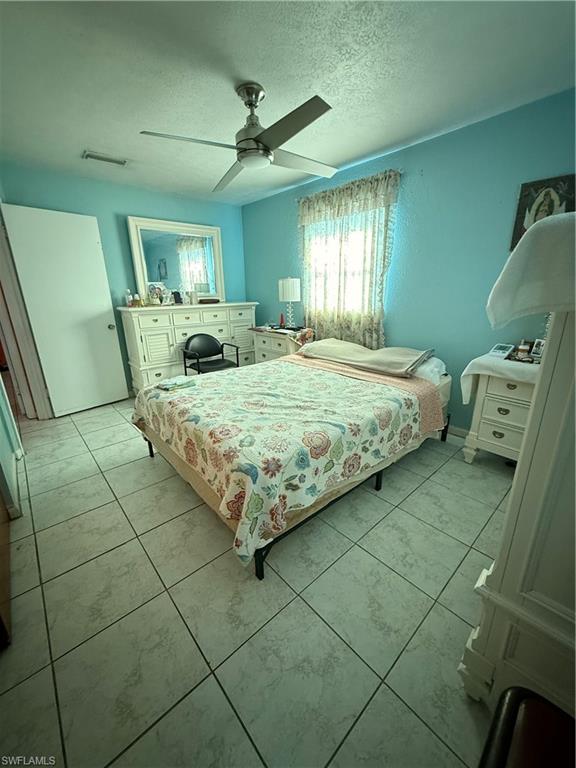 1379 Golf Dr Property Photo 4