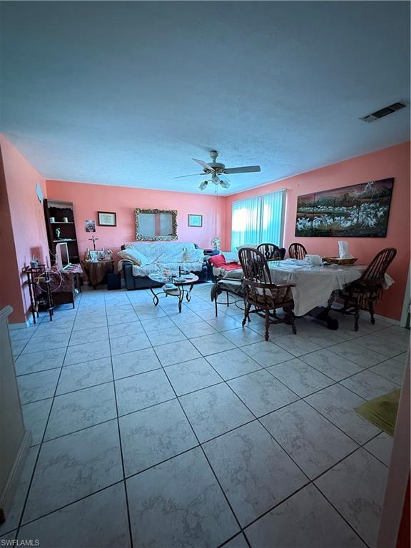 1379 Golf Dr Property Photo 5