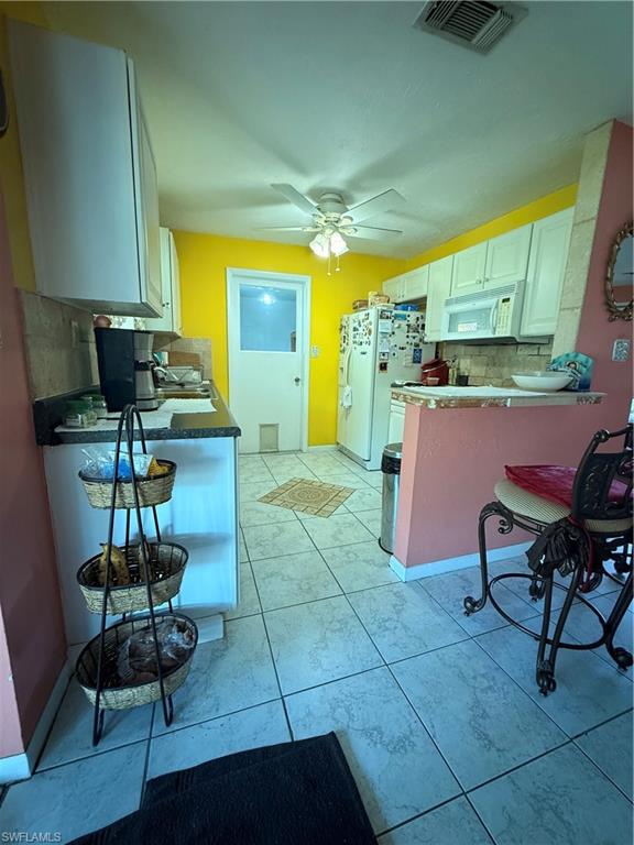 1379 Golf Dr Property Photo 8