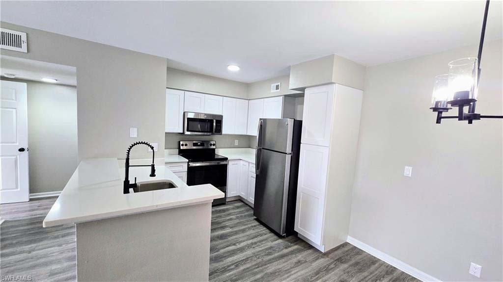 13545 Eagle Ridge Dr 826 Property Photo 2