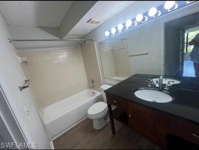 13545 Eagle Ridge Dr 826 Property Photo 12
